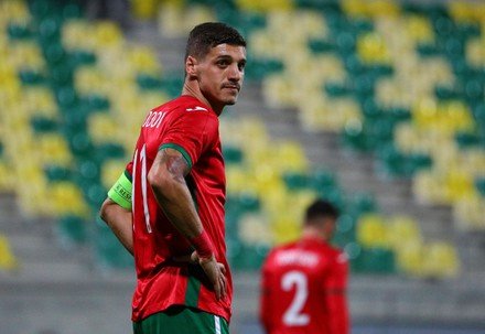 bulgaria's-kiril-despodov-looks-players-during-international-440nw-13626821l